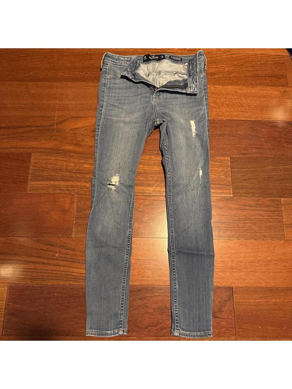 Hollister Co. Women's Blue and Navy Jeans